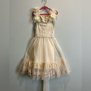 Weissman  |  Dress  |  Dance Costume  |  Beautiful with train